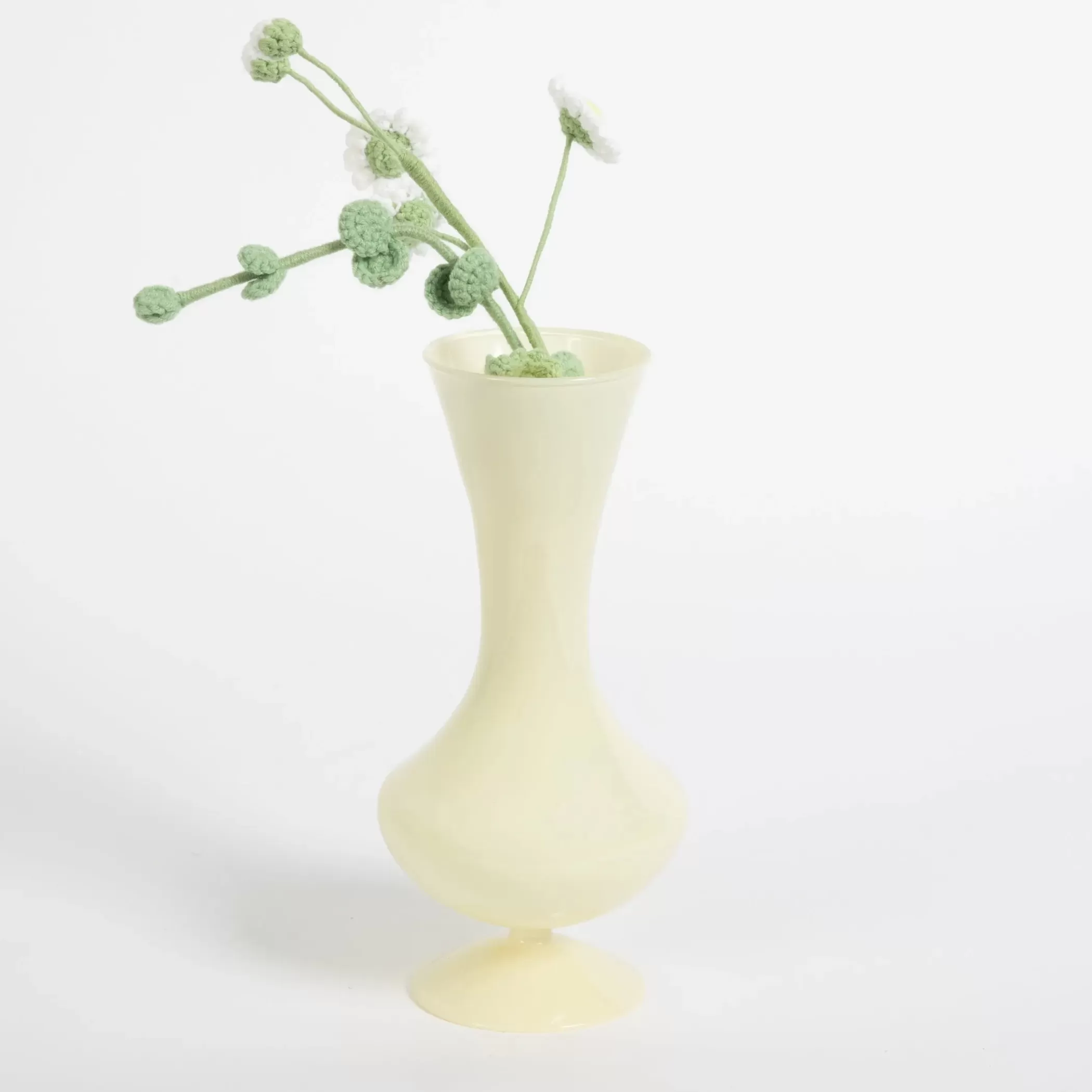 Vases & Planters | GigiandTom Artemis Milk Glass Vase Ivory