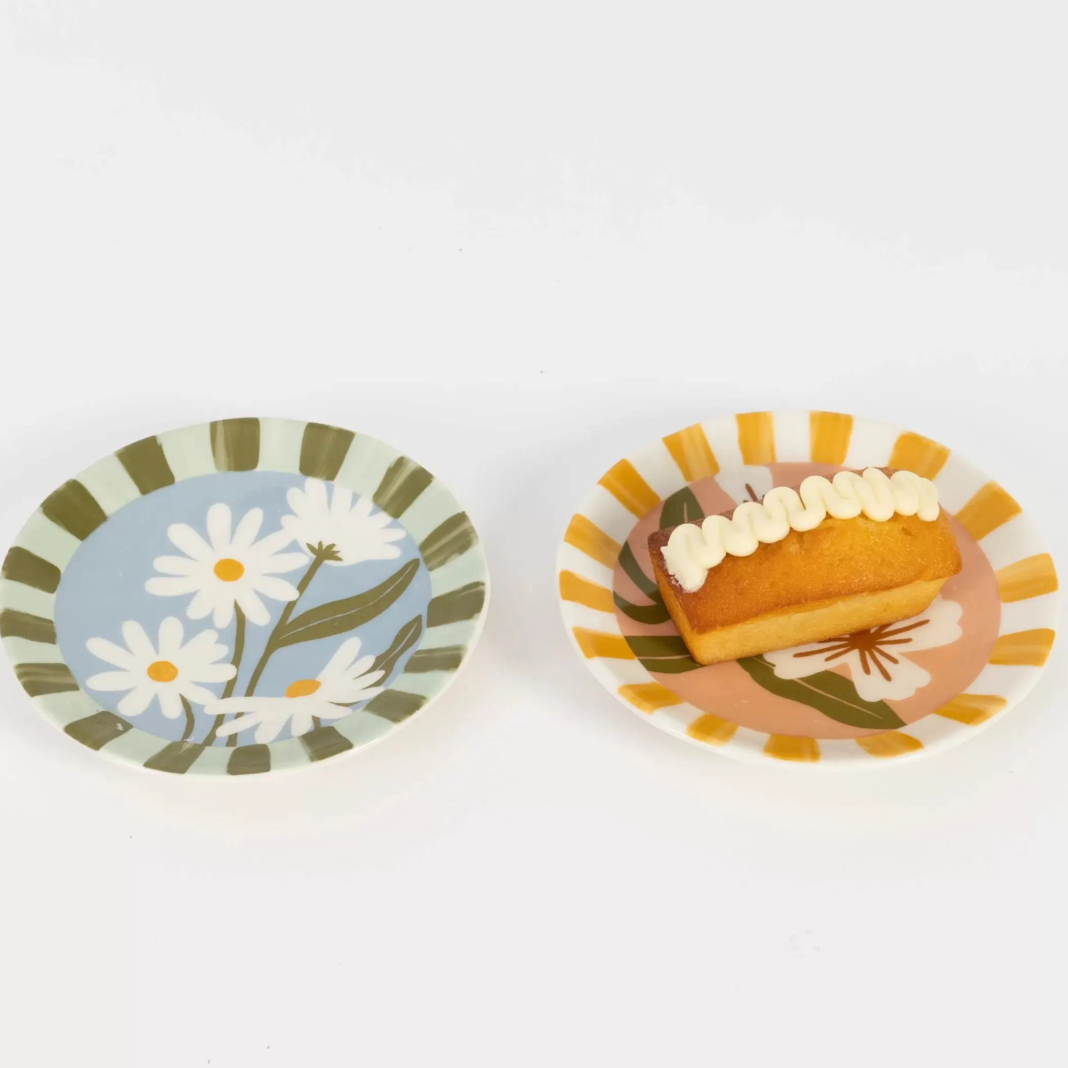 Kitchen & Dining | GigiandTom Fleur Ceramic Side Plate Set